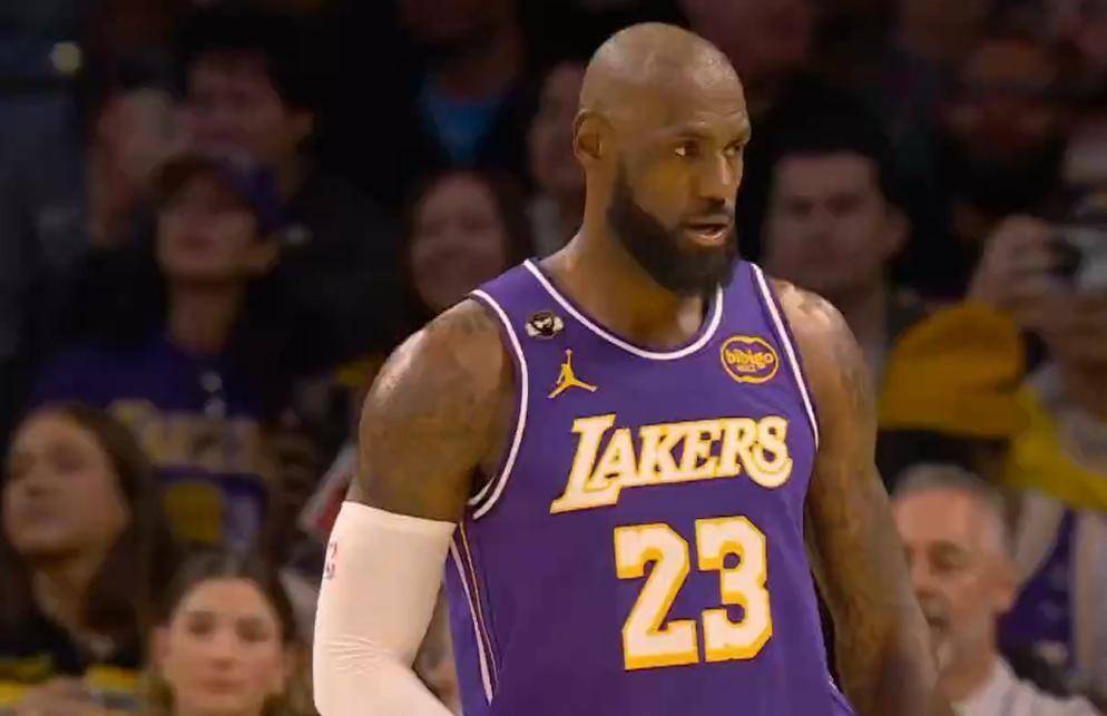 MK体育官网-离谱！国际比赛日孟菲斯灰熊调整名单以备国王杯詹姆斯在G2比赛中势不可挡，今晚埃因霍温备战欧联的简单介绍